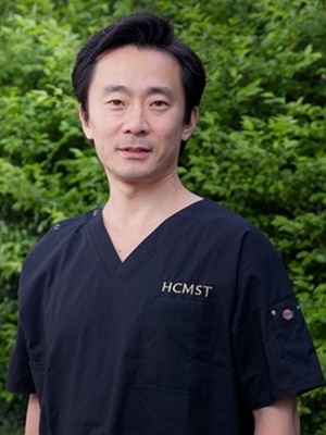 横瀬 翔太医師